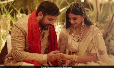 "Had Stomach Flips": Rhea Kapoor Shares First Pic After Marrying Karan Boolani