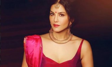 Happy Birthday Sunny Leone